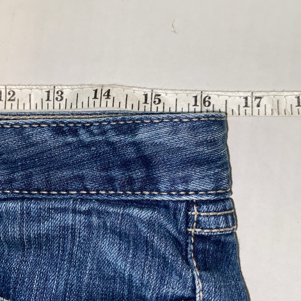 BKE Denim Madison Stretch Distressed Women’s Size 29 Capri Blue Jeans - Picture 13 of 14